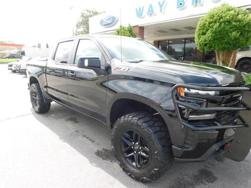 Black 2021 Chevrolet Silverado 1500 LT Trail Boss
