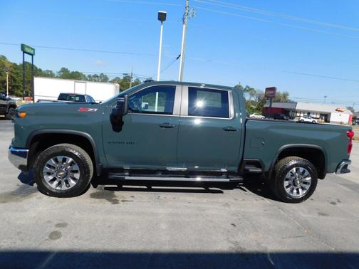 2026 Chevrolet Silverado 2500 LT