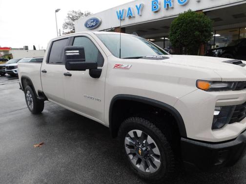 2026 Chevrolet Silverado 2500 Custom