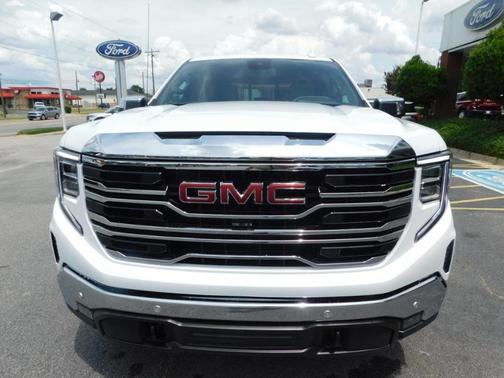 Summit White 2026 GMC Sierra 1500 SLT