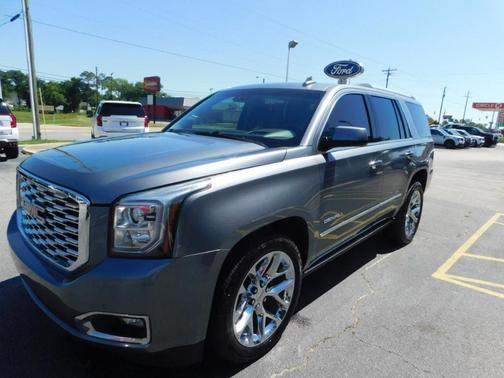 Gray 2018 GMC Yukon Denali