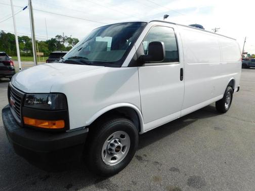 Summit White 2026 GMC Savana 3500 Work Van