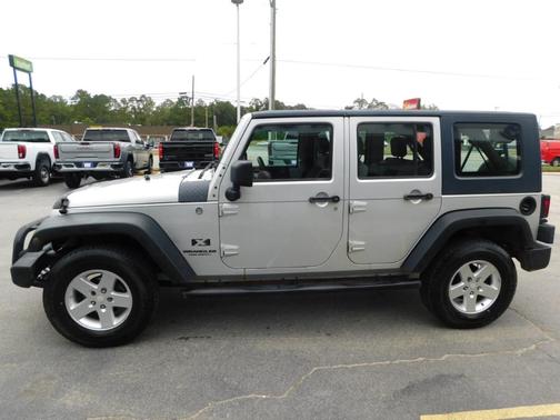2009 Jeep Wrangler Unlimited X