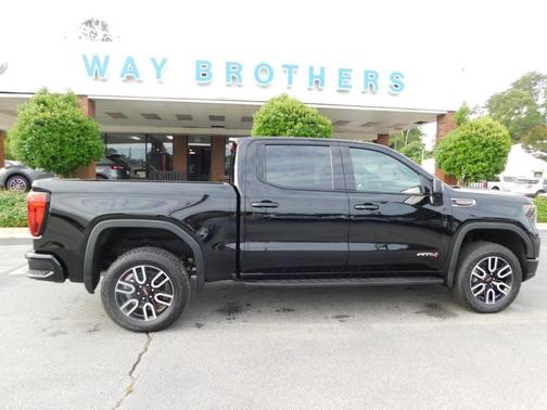Onyx Black 2026 GMC Sierra 1500 AT4