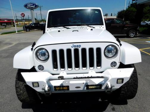 2018 Jeep Wrangler JK Unlimited Sahara