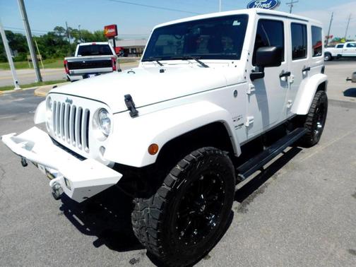 2018 Jeep Wrangler JK Unlimited Sahara