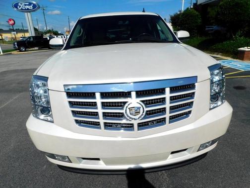 2012 Cadillac Escalade Luxury