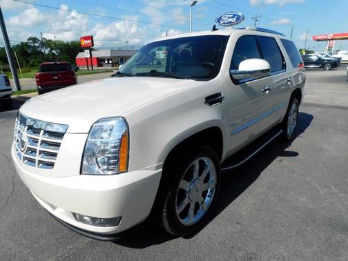 2012 Cadillac Escalade Luxury