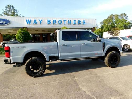 2025 Ford F-250 Lariat