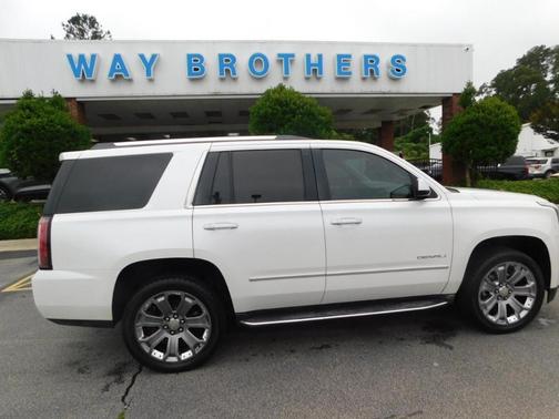 White 2016 GMC Yukon Denali