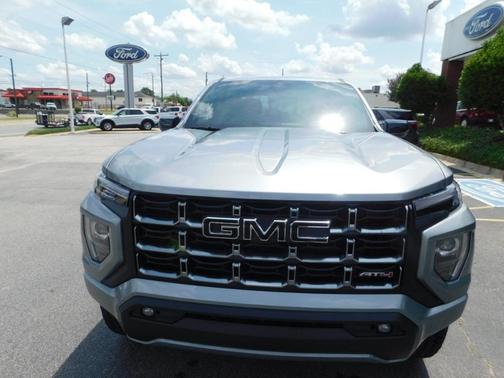 Sterling 2026 GMC Canyon AT4