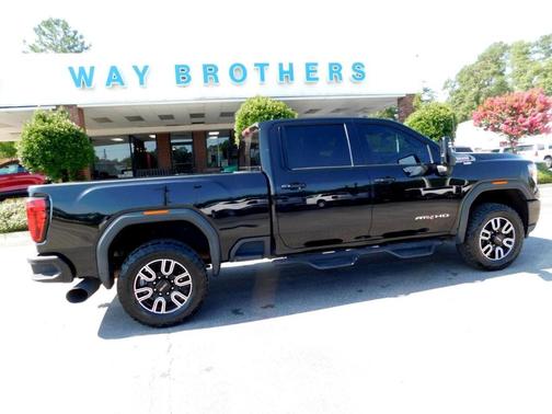 2021 GMC Sierra 2500 AT4