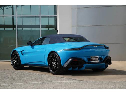 2022 Aston Martin Vantage Roadster