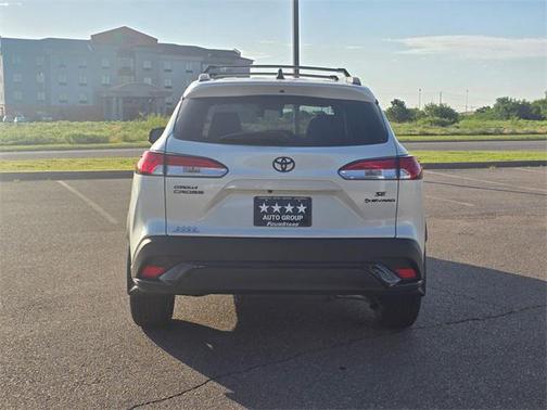 2025 Toyota Corolla Hybrid SE