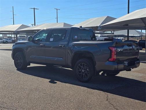 2025 Toyota Tundra Hybrid Platinum