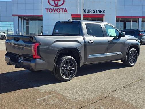 2025 Toyota Tundra Hybrid Platinum
