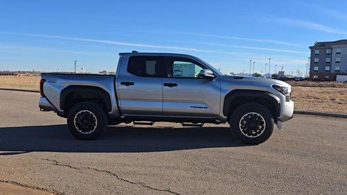 2026 Toyota Tacoma Hybrid TRD Off Road