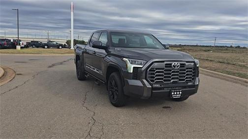 2026 Toyota Tundra Hybrid Platinum