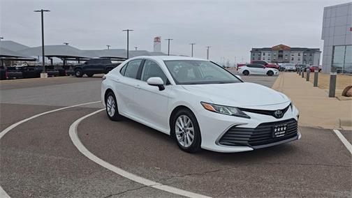 2022 Toyota Camry LE