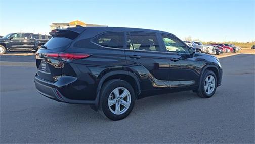 2023 Toyota Highlander Hybrid LE