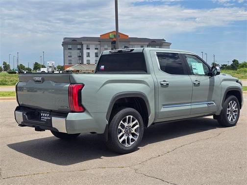 2025 Toyota Tundra Hybrid 1794 Edition