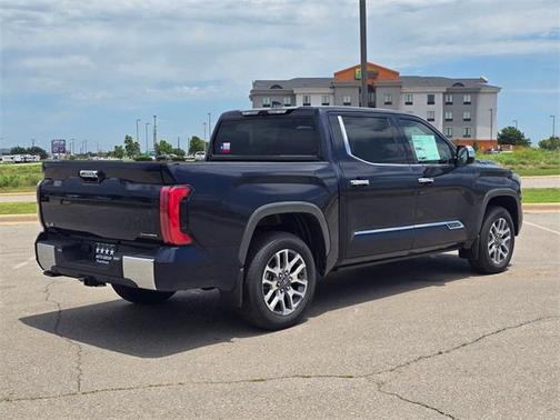 2025 Toyota Tundra Hybrid 1794 Edition