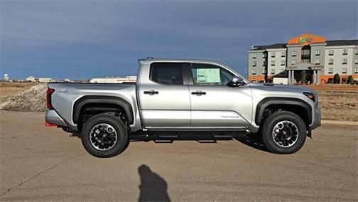 2026 Toyota Tacoma Hybrid TRD Off Road