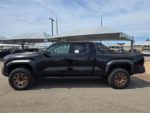 2025 Toyota Tacoma Hybrid Trailhunter