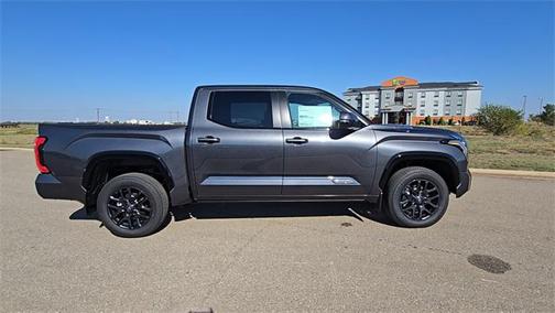 2026 Toyota Tundra Hybrid Platinum