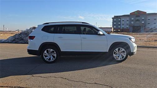 2022 Volkswagen Atlas 3.6L SE w/Technology