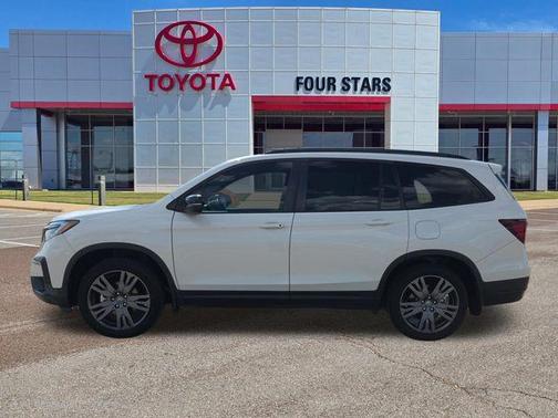 2022 Honda Pilot AWD Sport