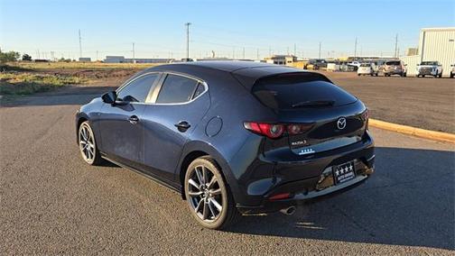 2022 Mazda Mazda3 FWD w/Preferred Package
