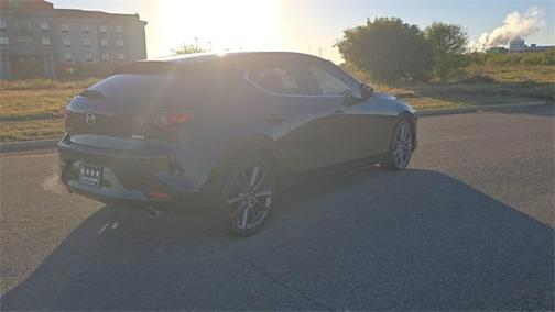 2022 Mazda Mazda3 FWD w/Preferred Package