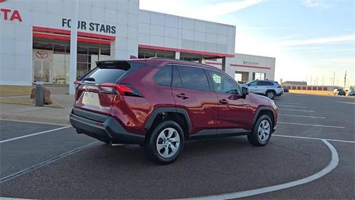 2021 Toyota RAV4 LE