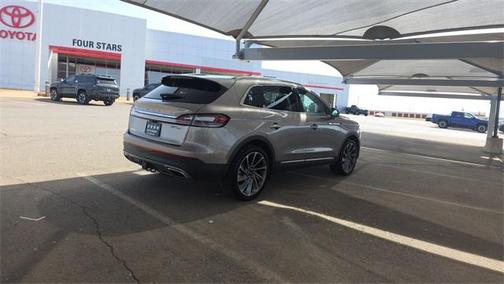 2020 Lincoln Nautilus Reserve