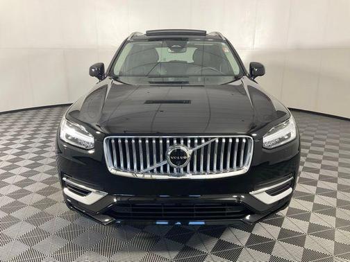 2024 Volvo XC90 Recharge Plug-In Hybrid T8 Plus Bright Theme 7-Seater