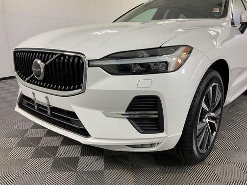 2022 Volvo XC60 Momentum