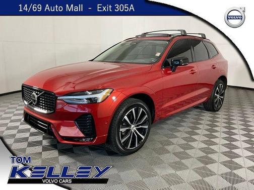 2024 Volvo XC60 B5 Plus Dark Theme