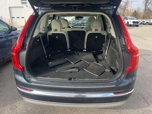 2022 Volvo XC90 T6 Inscription