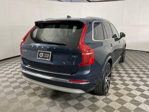 2022 Volvo XC90 T6 Inscription