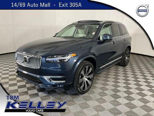 2022 Volvo XC90 T6 Inscription