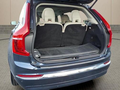 2023 Volvo XC90 B6 Ultimate 7-Seater