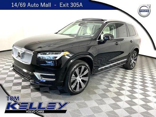 2025 Volvo XC90 Plug-In Hybrid Ultra Bright Theme