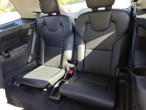 2024 Volvo XC90 B5 Core Bright Theme