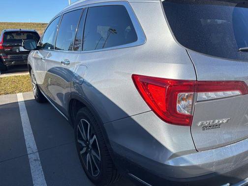 2021 Honda Pilot AWD Elite