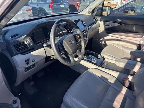 2021 Honda Pilot AWD Elite