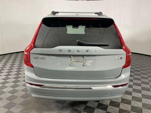 2024 Volvo XC90 B6 Ultimate Bright Theme 7-Seater
