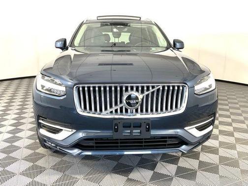 2024 Volvo XC90 B5 Core Bright Theme