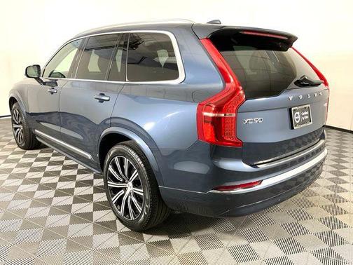 2024 Volvo XC90 B5 Core Bright Theme