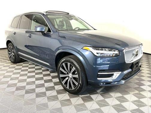 2024 Volvo XC90 B5 Core Bright Theme
